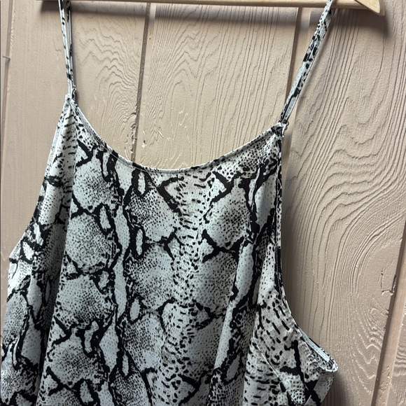 Neiman Marcus Cami - Picture 4 of 8